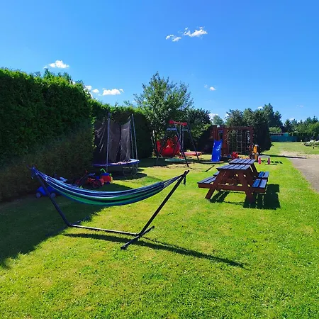 Przystan W Jezierzanach * Jezierzany