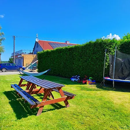 Przystan W Jezierzanach *