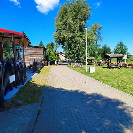 Przystan W Jezierzanach *