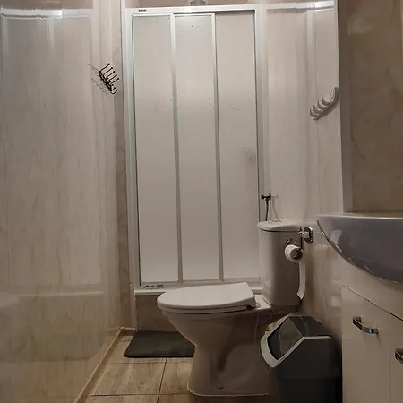 Przystan W Jezierzanach