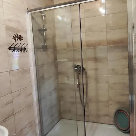 Przystan W Jezierzanach * Jezierzany