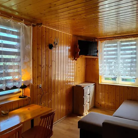 Przystan W Jezierzanach * Jezierzany