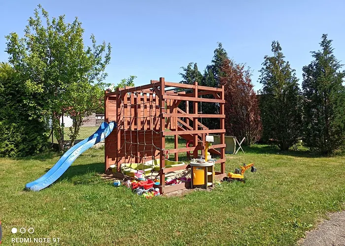 Przystan W Jezierzanach