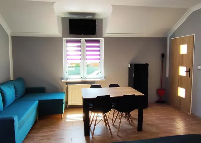 Przystan W Jezierzanach * Jezierzany