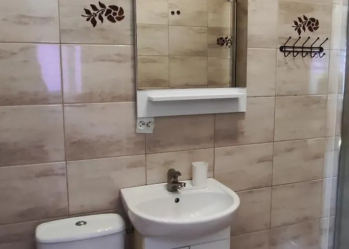 Przystan W Jezierzanach בית נופש