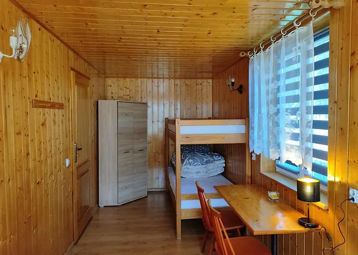 Przystan W Jezierzanach בית נופש